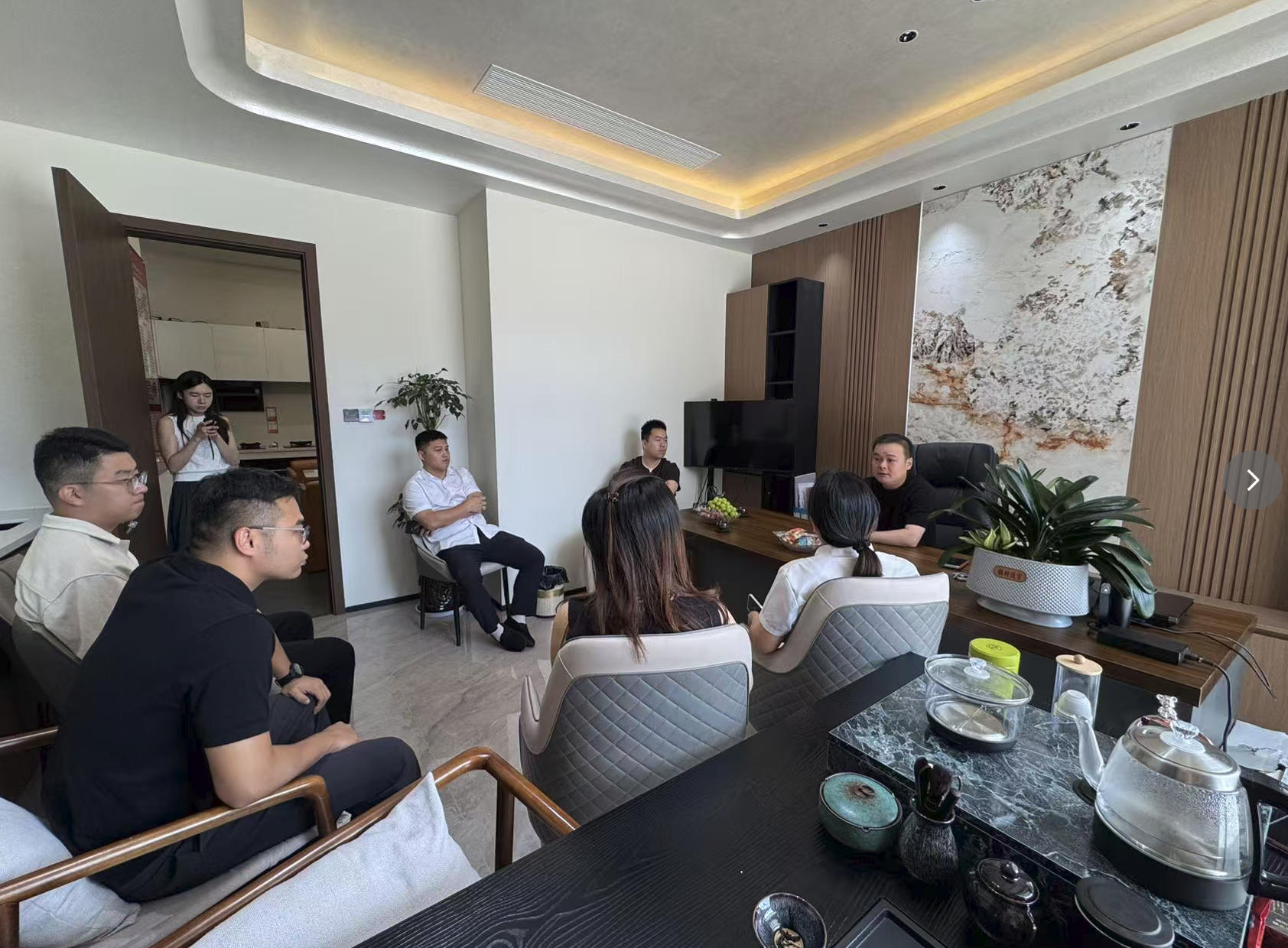 走访交流促共进，聚力赋能谋发展｜东阳青年企业家协会莅临亿和装饰交流座谈